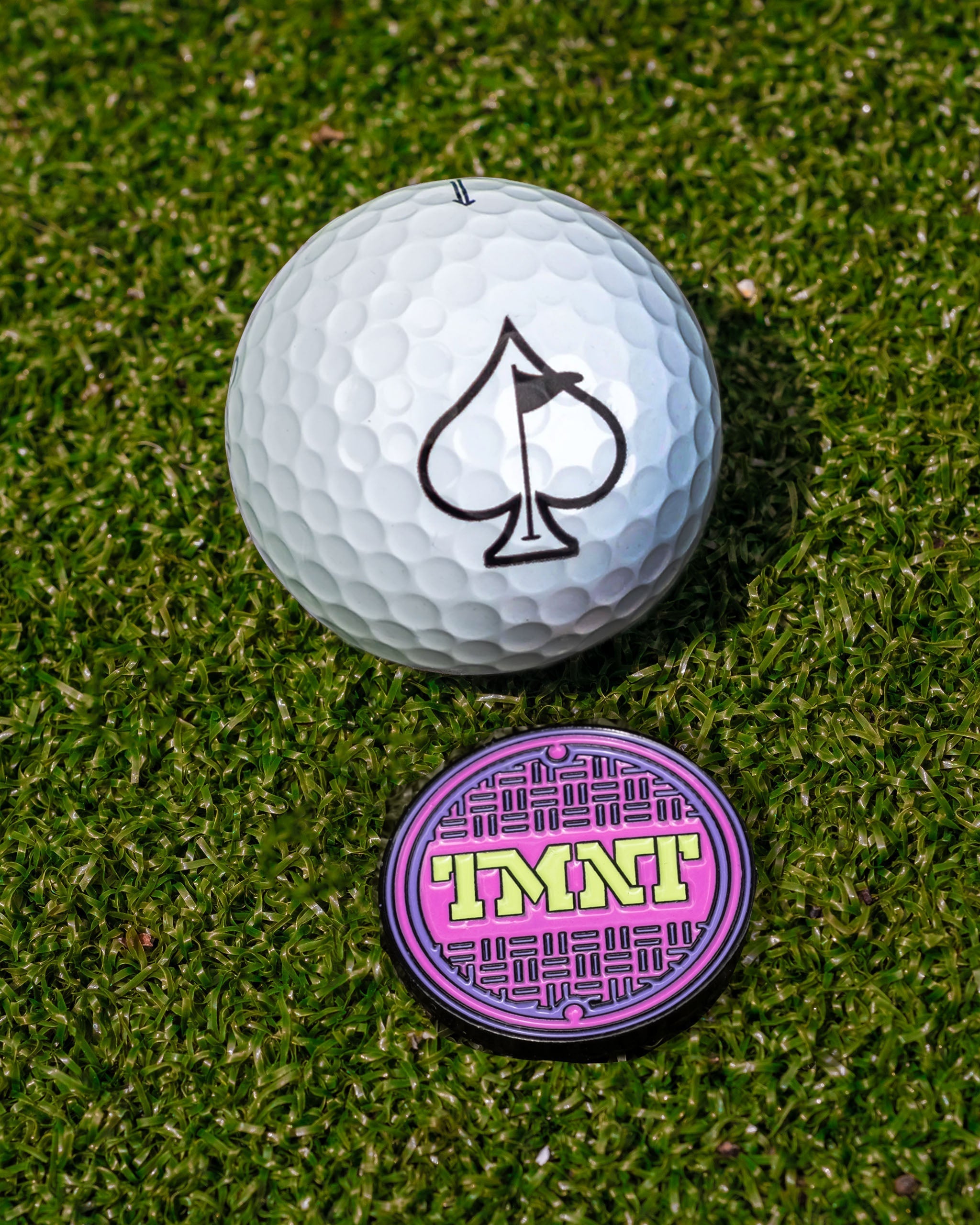 Pins and Aces TMNT Sewer Cover Ball Marker - Thumbnail 5
