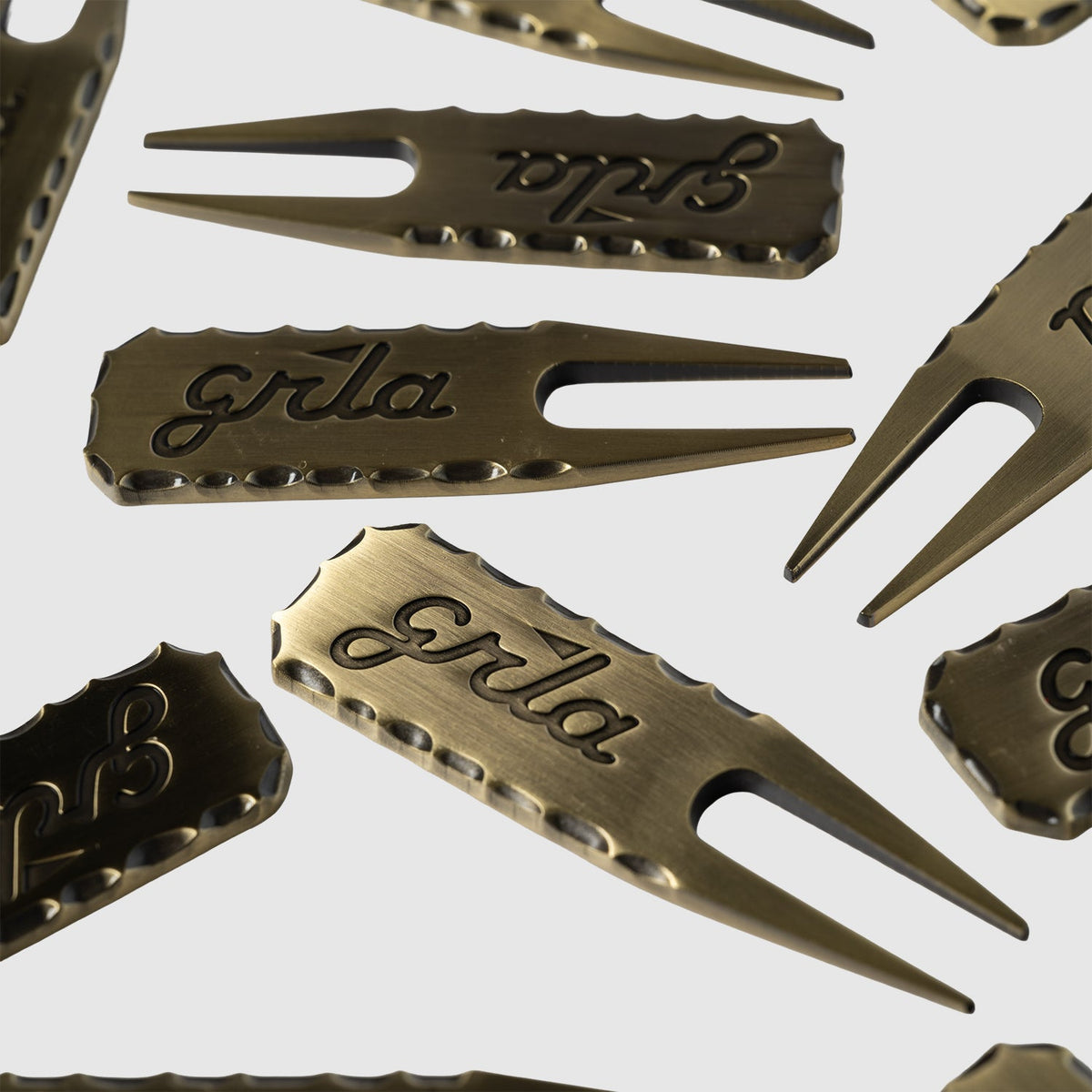 GRLA Raw Divot Tool