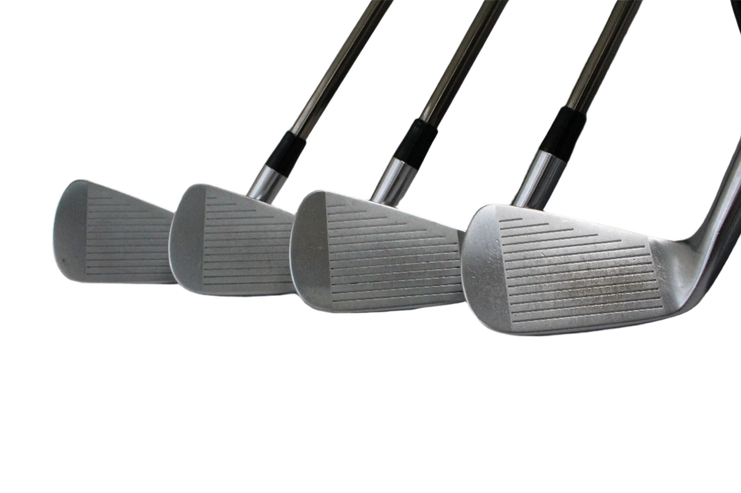 Pre-Owned Miura Cb-302: Iron Set (4-PW, GW) W/ Recoil ESX 460 f3 (Regular)  Graphite Shaft (Average)
