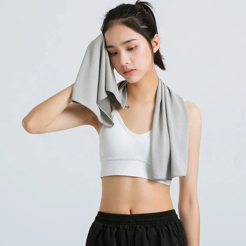 Chill Out: Ultimate Cooling Sports Towel